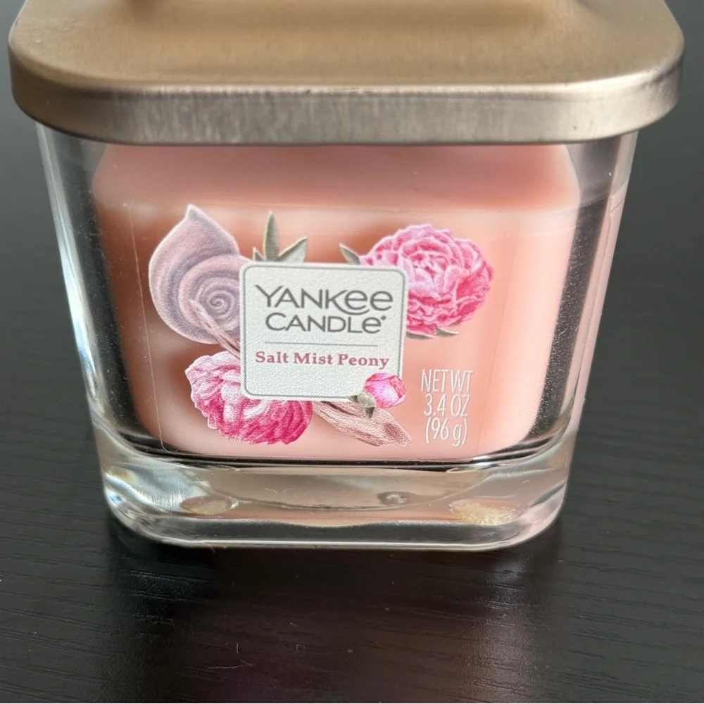 NEW Yankee Candle Salt Mist Peony Pink Jar Candle with platform Lid